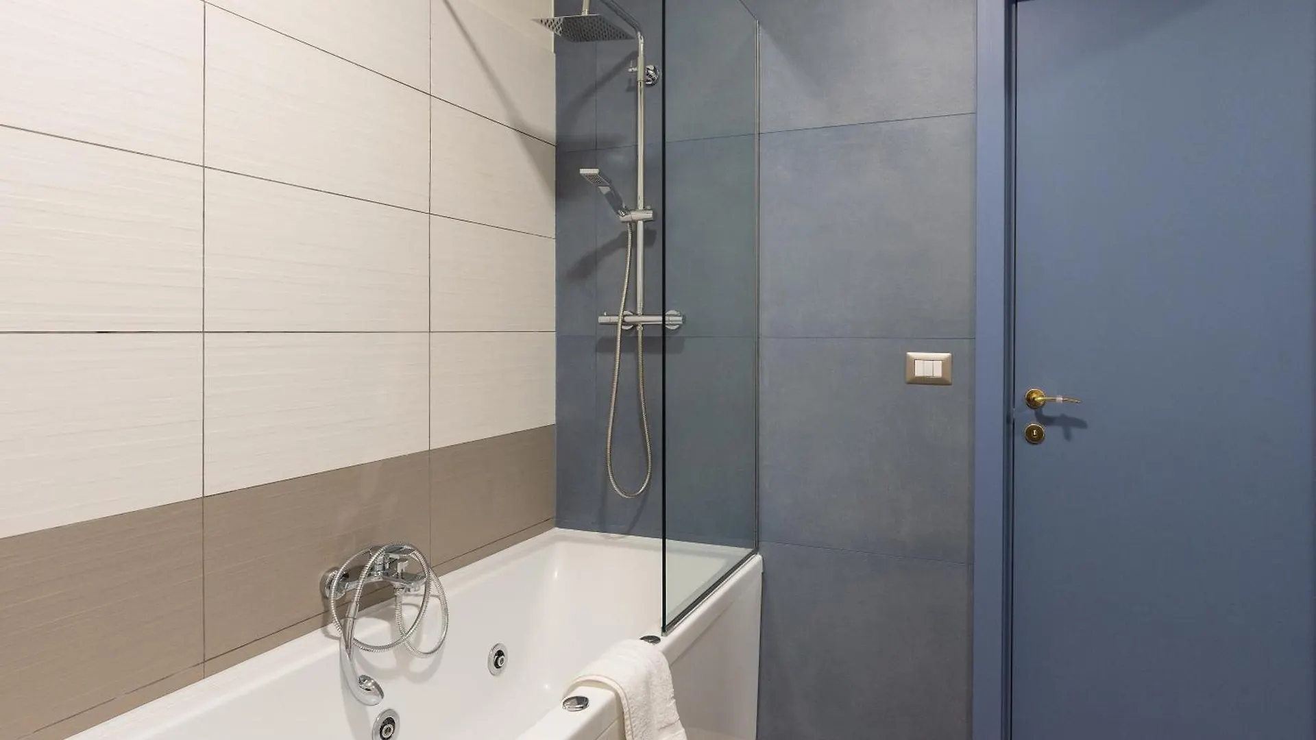 Pensión Private Suite Intermezzo Nápoles Italia